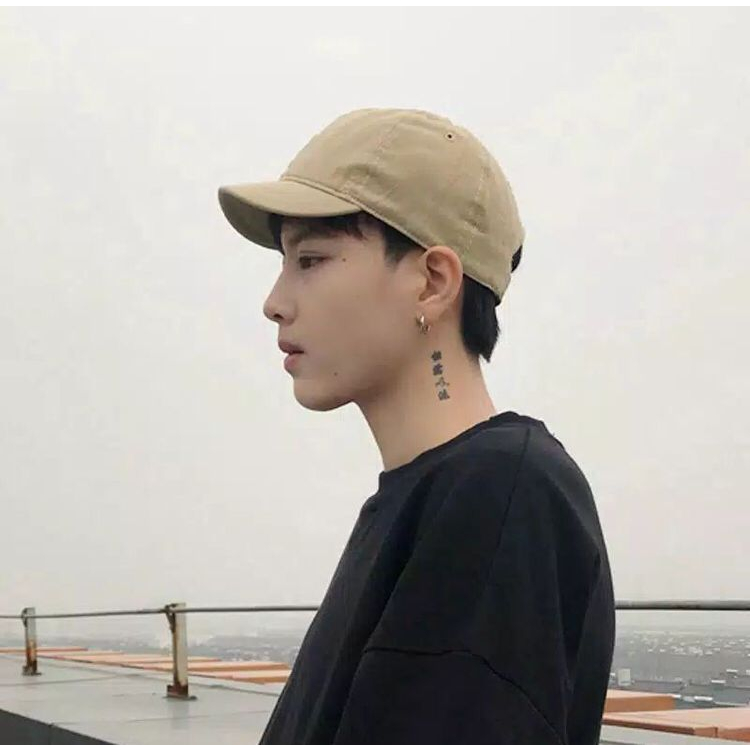 free ongkir Topi pria distro lidah pendek / Topi distro pria / topi pria keren pet pendek topi terla