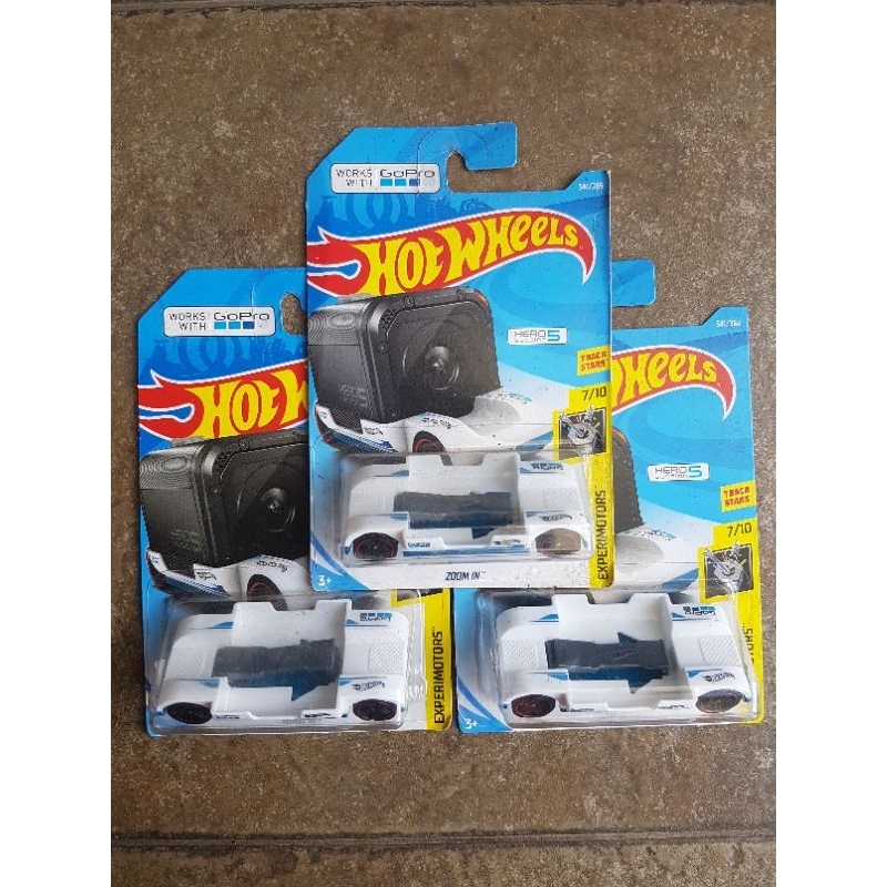 Hotwheels Zoom In Putih Jago Balap