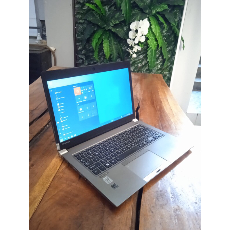 LAPTOP TOSHIBA PORTEGE Z30-A CORE I7 RAM 8GB SSD 128GB SECOND TERBAIK TERMURAH BERGARANSI