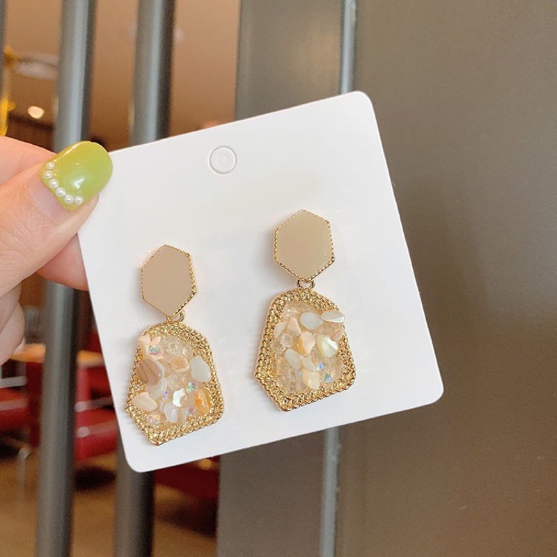 anting korea KKV, Aesthetic Premium bonus storage dan kaitan