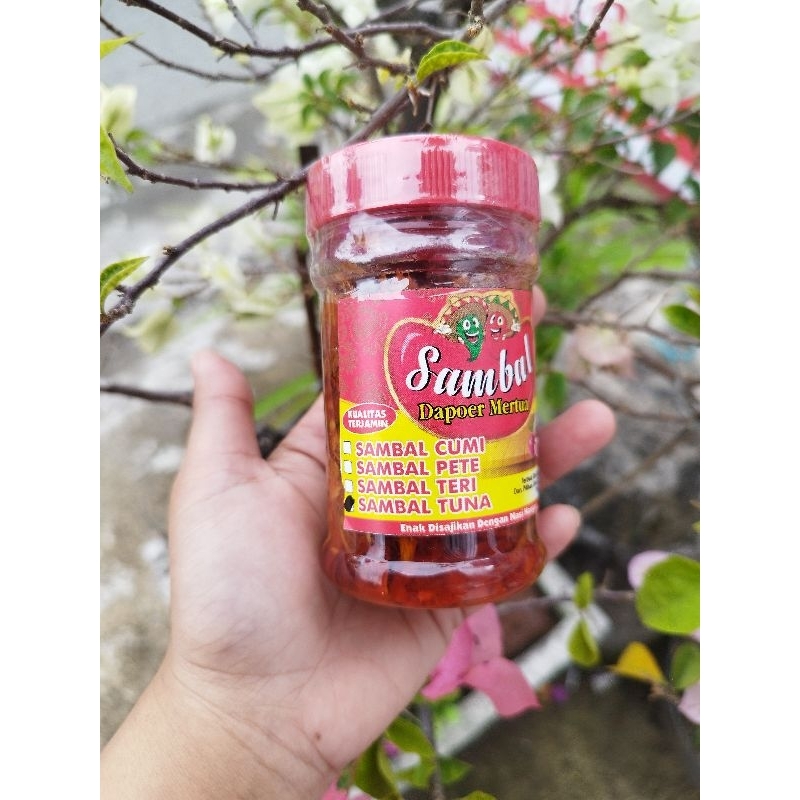 

sambel cumi,udang reborn,teri, tuna( best seller dapoer mertua)