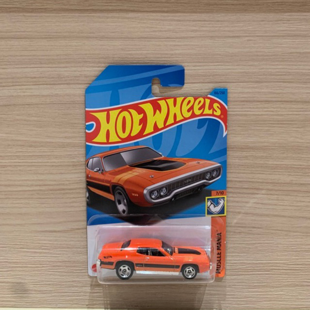 Hot Wheels Plymouth GTX orange