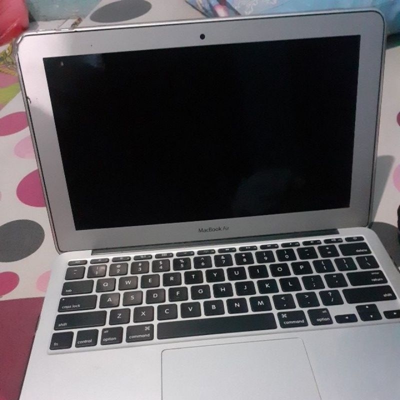 Macbook 2021 518gb second terawat