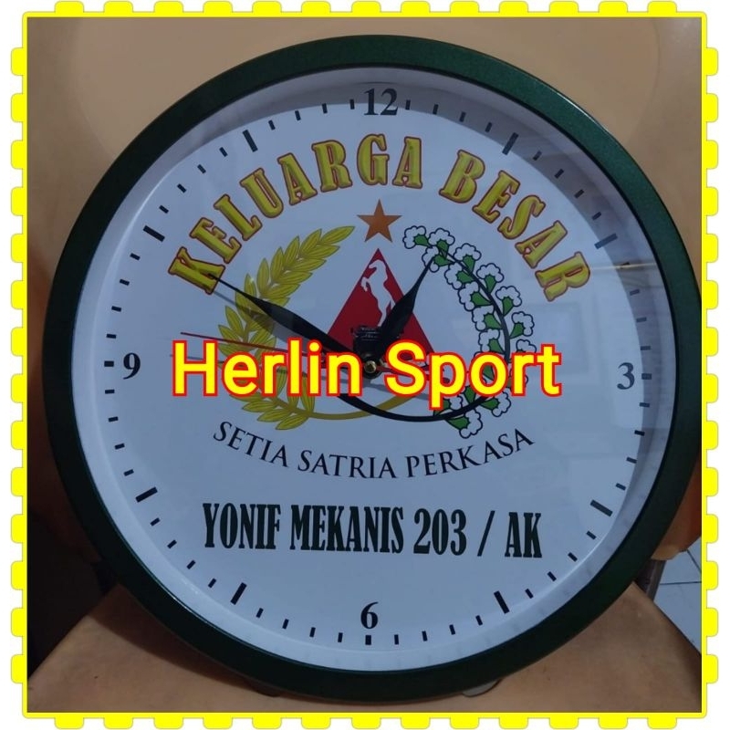 Jam Dinding Variasi TNI