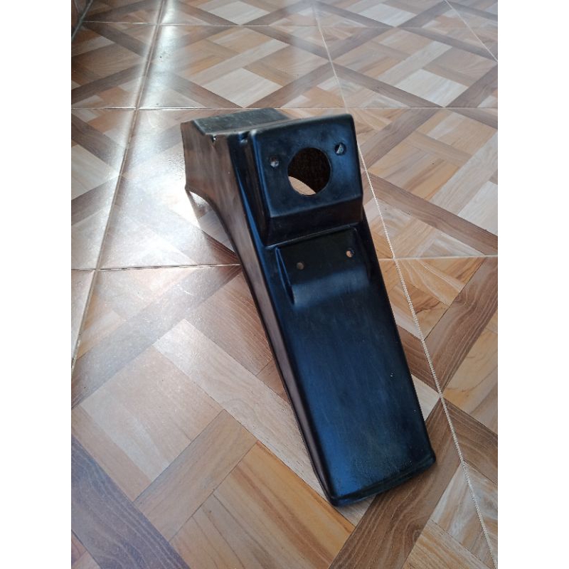 spakbor belakang rear fender Kawasaki Binter Ar 125 dudukan lampu slebor cover body