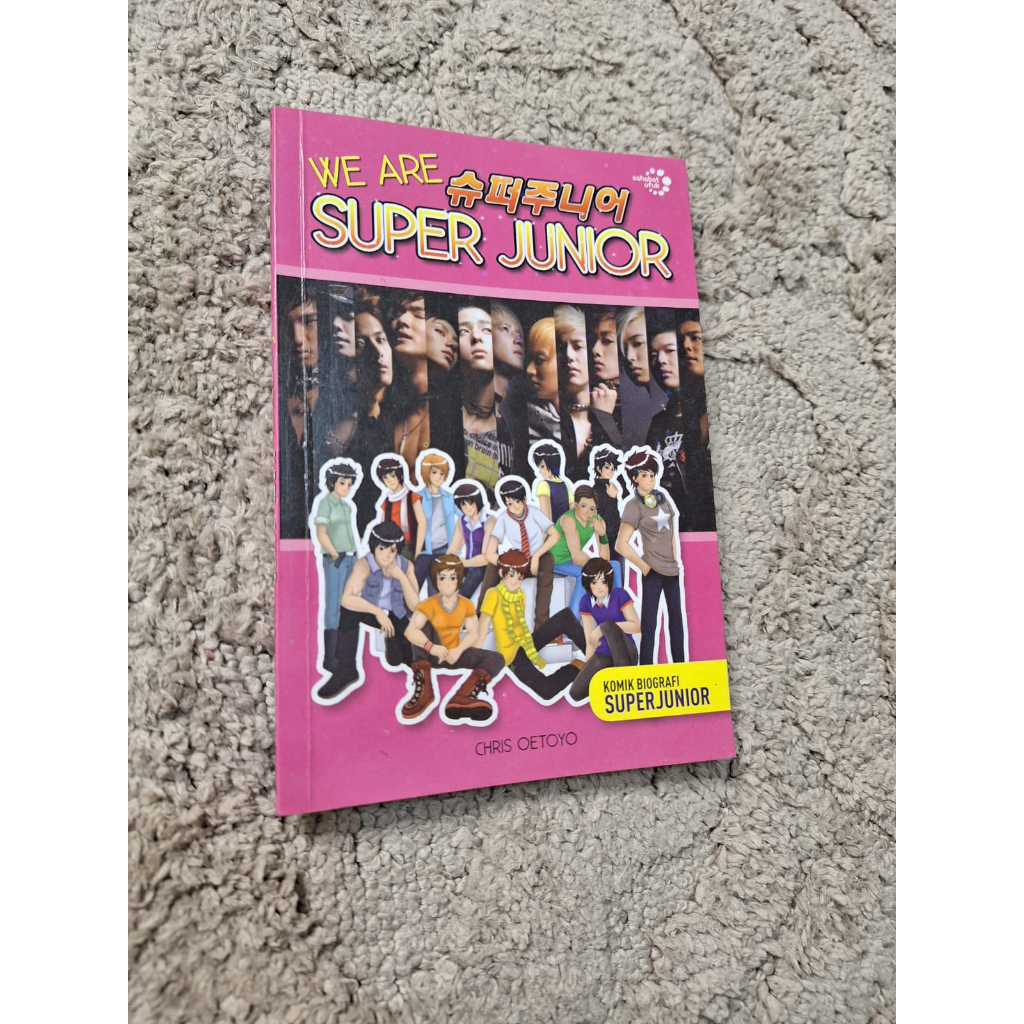 

buku bekas we are super junior komik biografi korea