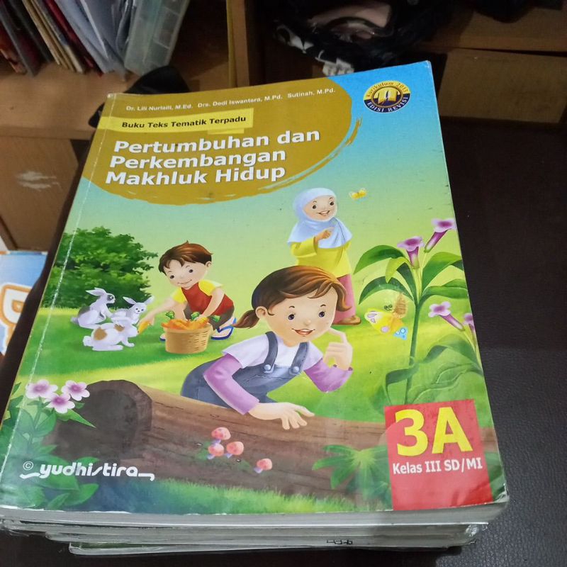 

Buku Tematik Terpadu Kelas 3 Yudhistira