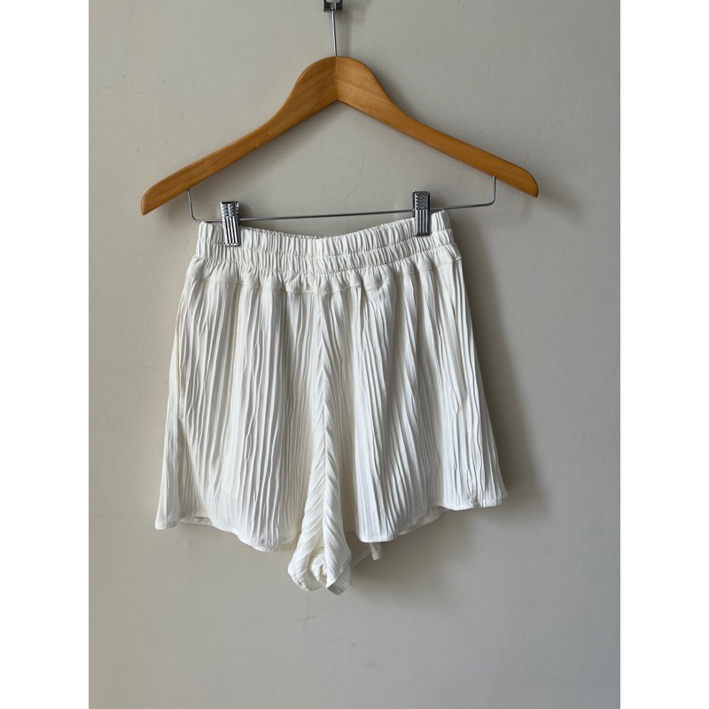 Avgal celana pendek putih S (PL)