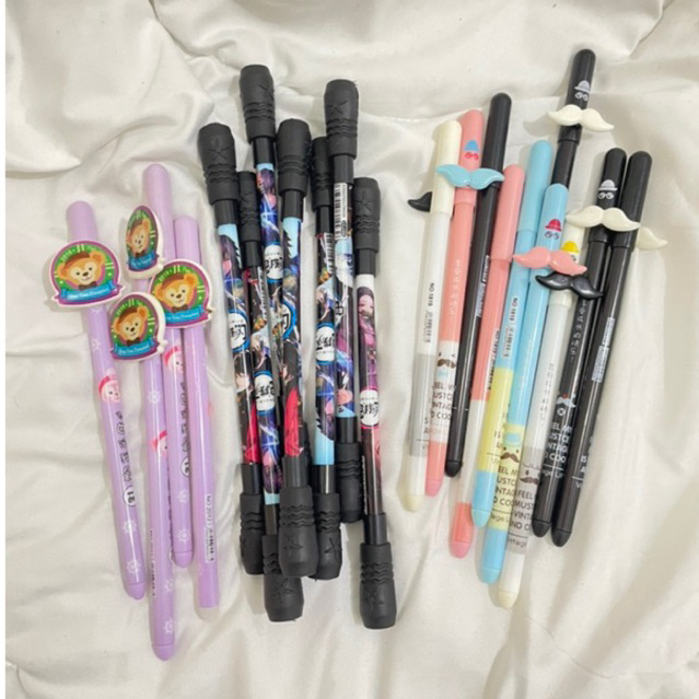 

PULPEN ANAK SEKOLAH LUCU AESTHETIC - PULPEN BISA DI HAPUS