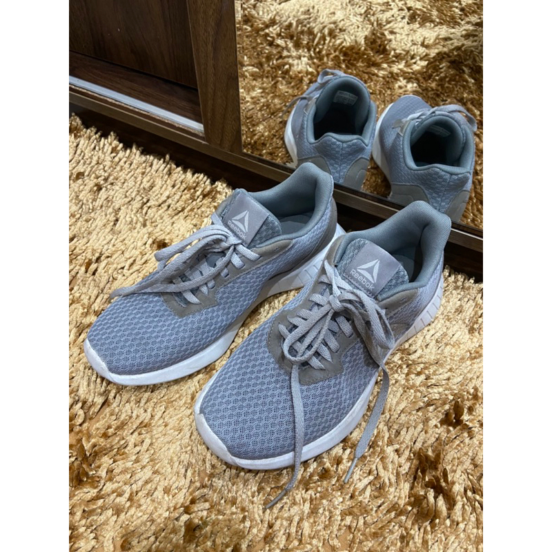 Reebok ORIGINAL STORE SPORT STATION