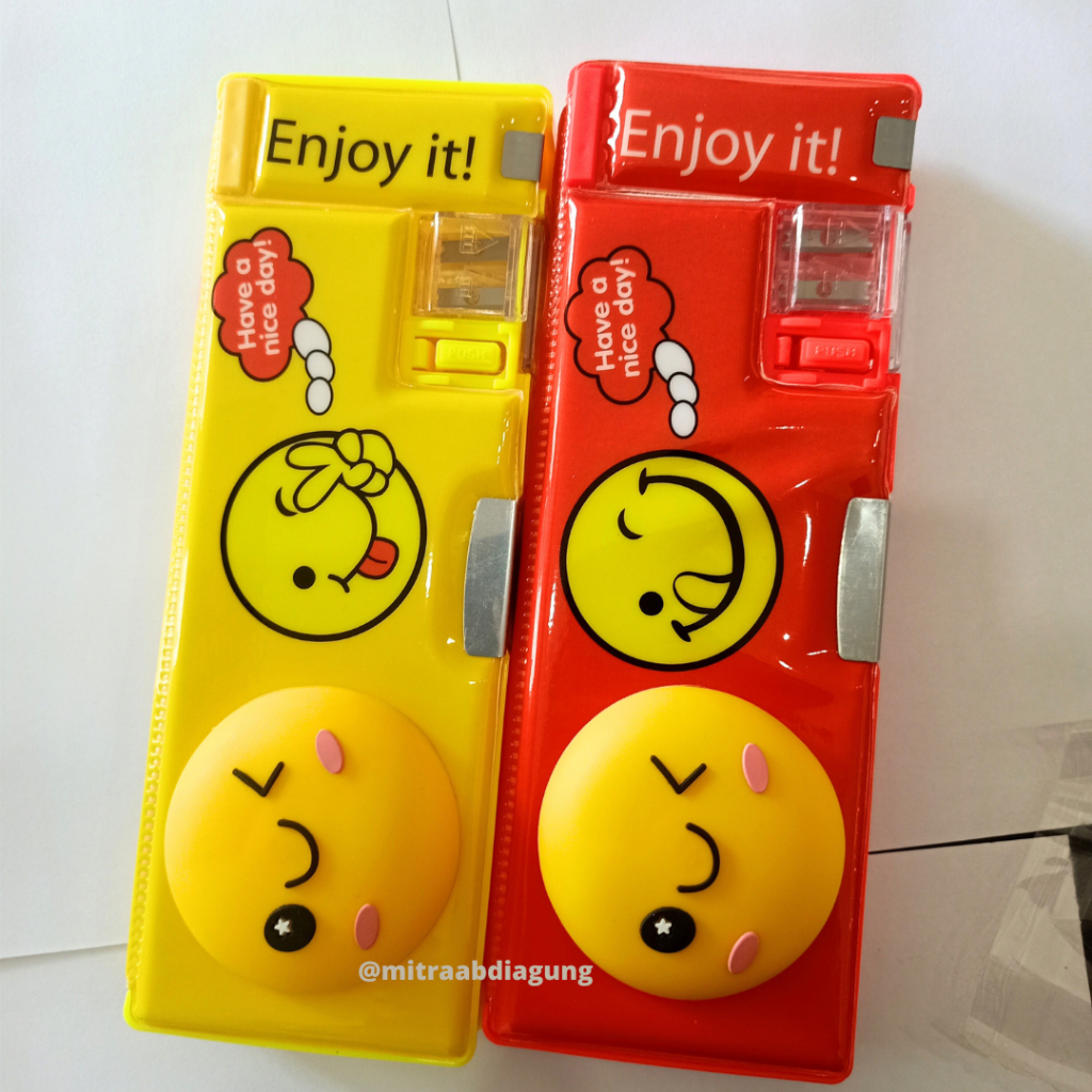 

PENCIL CASE/TEMPAT PENSIL SMILE