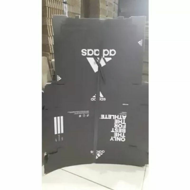 

innerbox dus sepatu/innerbox dus sepatu Adidas hitam size dewasa