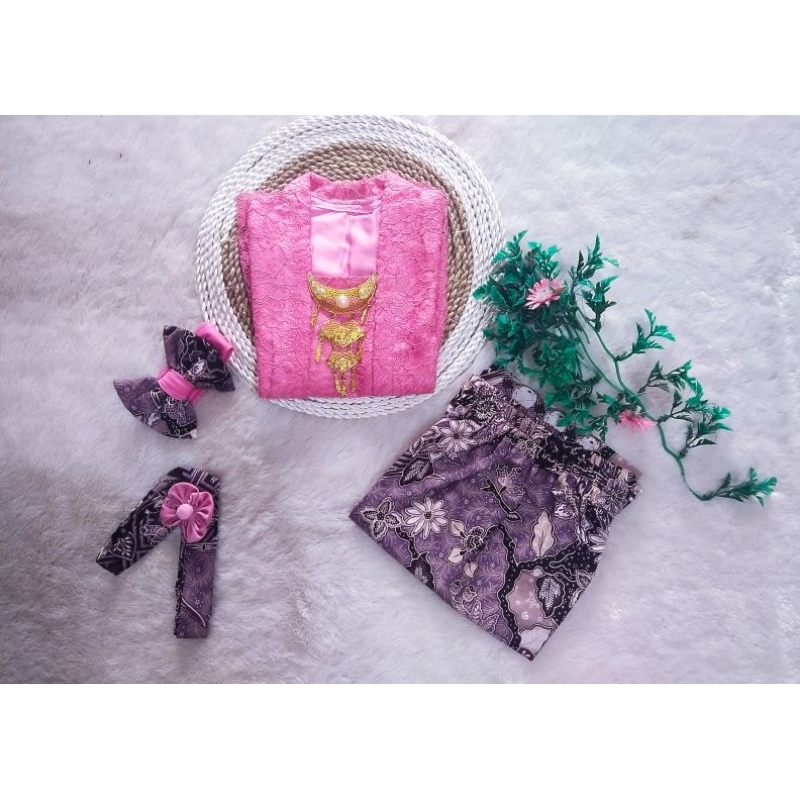 kutubaru panjang/kebaya lengan panjang/kebaya modern