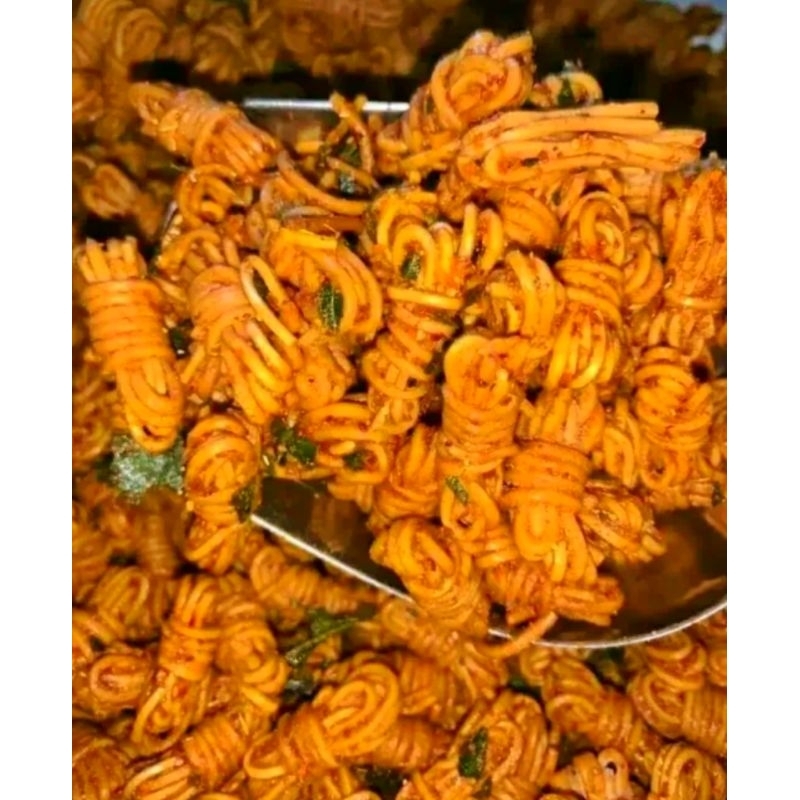 

Nafariz724 Mie Gulung Viral Mie Gulung Kering Keriuk Pedas Daun Jeruk Kemasan Isi 1.Kg