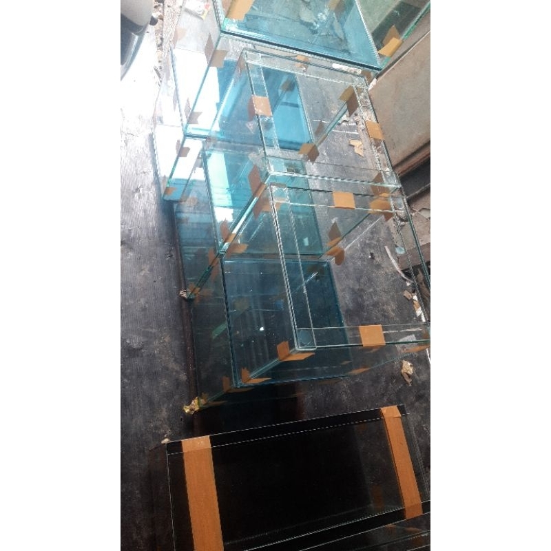 aquarium kaca 60x40x40