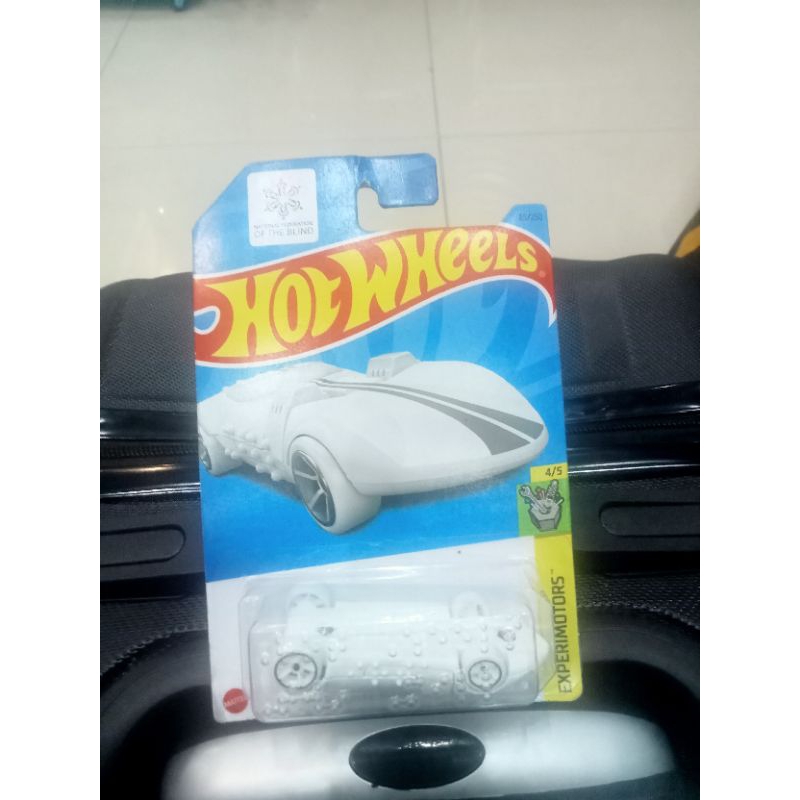 hotwheels hw braille racer - twin mill *Error*