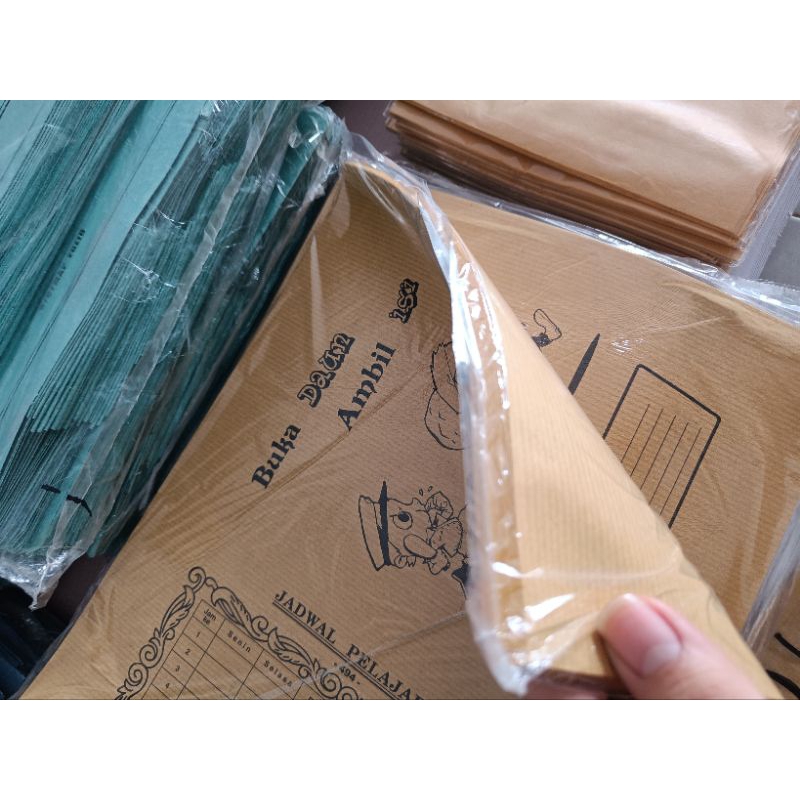 

[ 80 LEMBAR ] SAMPUL KERTAS UKURAN KWARTO