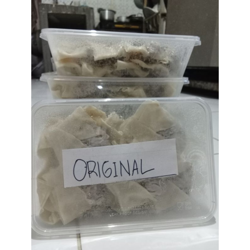 

Frozen Food Pangsit isi Ayam