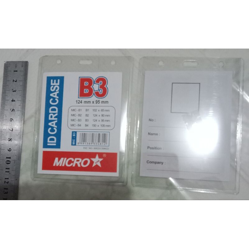 

NAME TAG ID CARD CASE KARTU TANDA IDENTITAS PENGENAL NAMA PEGAWAI KANTOR MIKA BENING TRANSPARAN GANTUNG JEPIT B3 B4 TEGAK VERTIKAL 124MMX95MM 150MMX105MM MICRO STAR SATUAN ECERAN PERBUAH