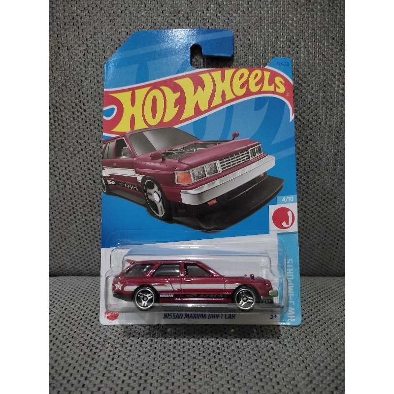 Hotwheels Nissan Maxima