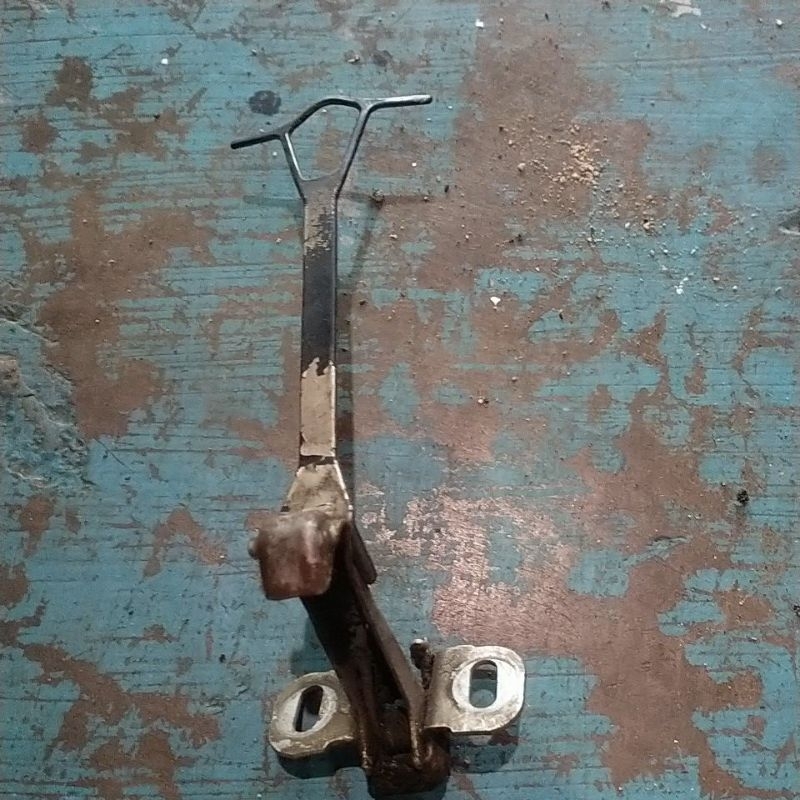 tarikan kap mesin Citroen bx trs16