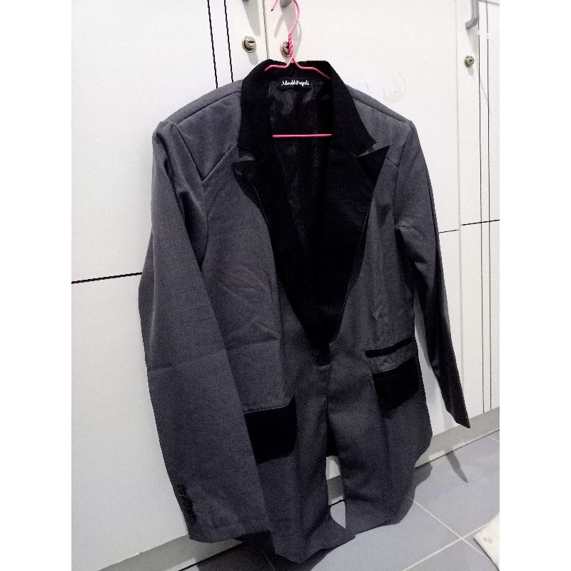 Blazer wanita by Adorable Projects