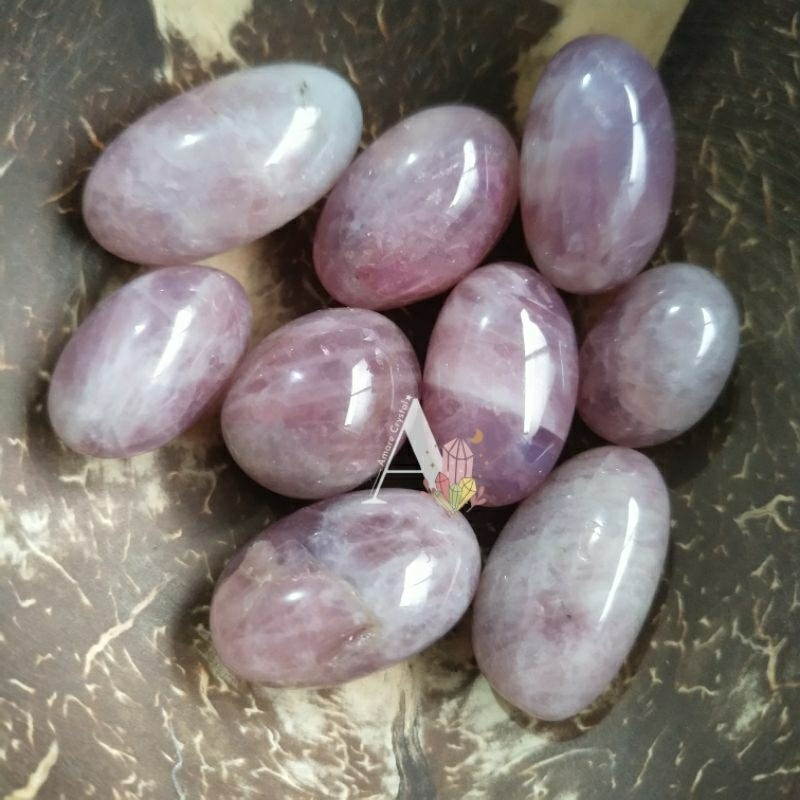 Lavender Rose Quartz Oval Tumble Stone Batu Kristal Kuarsa