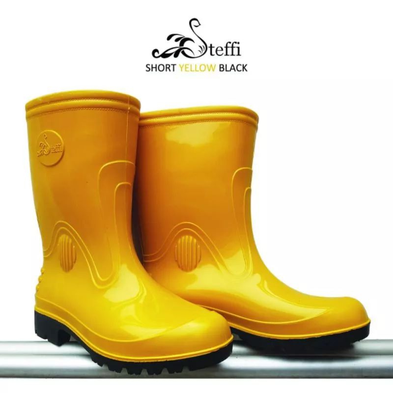 Sepatu Boots Pria Kuning Pendek STEFFI / Sepatu Boot Hujan Kuning
