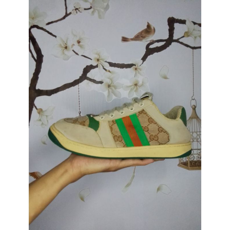sepatu second ori gucci