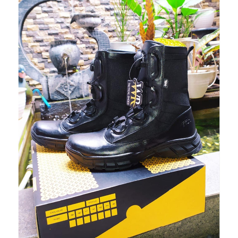 Sepatu WR Tactical / Sepatu PDL model tali putar WR tactical boots /WR Sepatu PDL Brimob,TNI, POLRI 