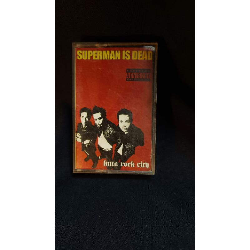 kaset pita superman is dead