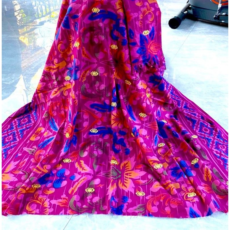 Kamen endek katut tretes