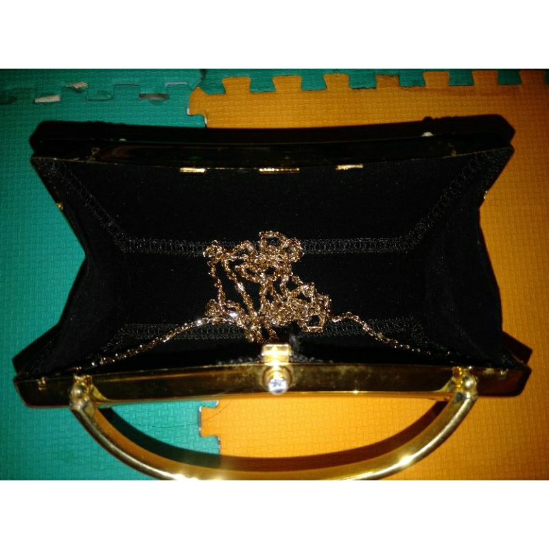 Tas pesta preloved warna gold