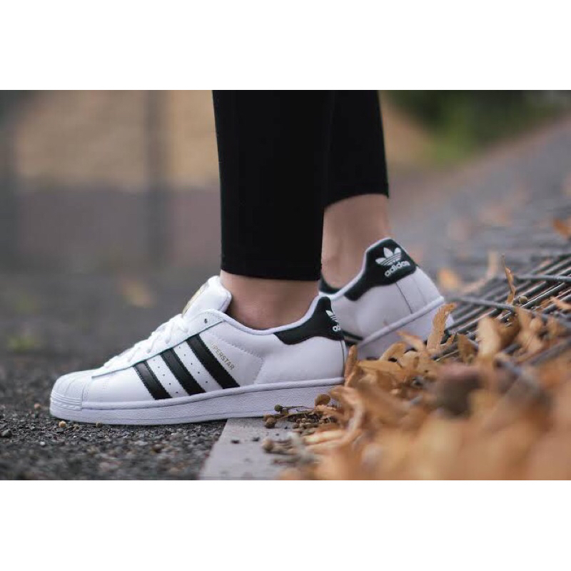 Sepatu Adidas Superstar Vietnam