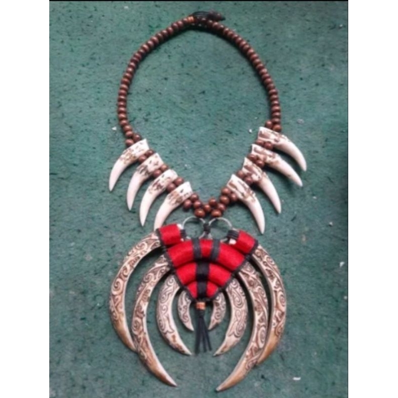 KALUNG ETNIK DAYAK UKIR