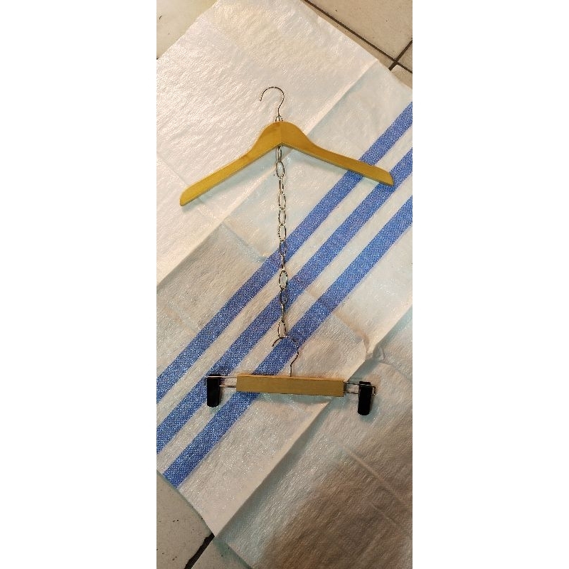 Ring besi gantungan