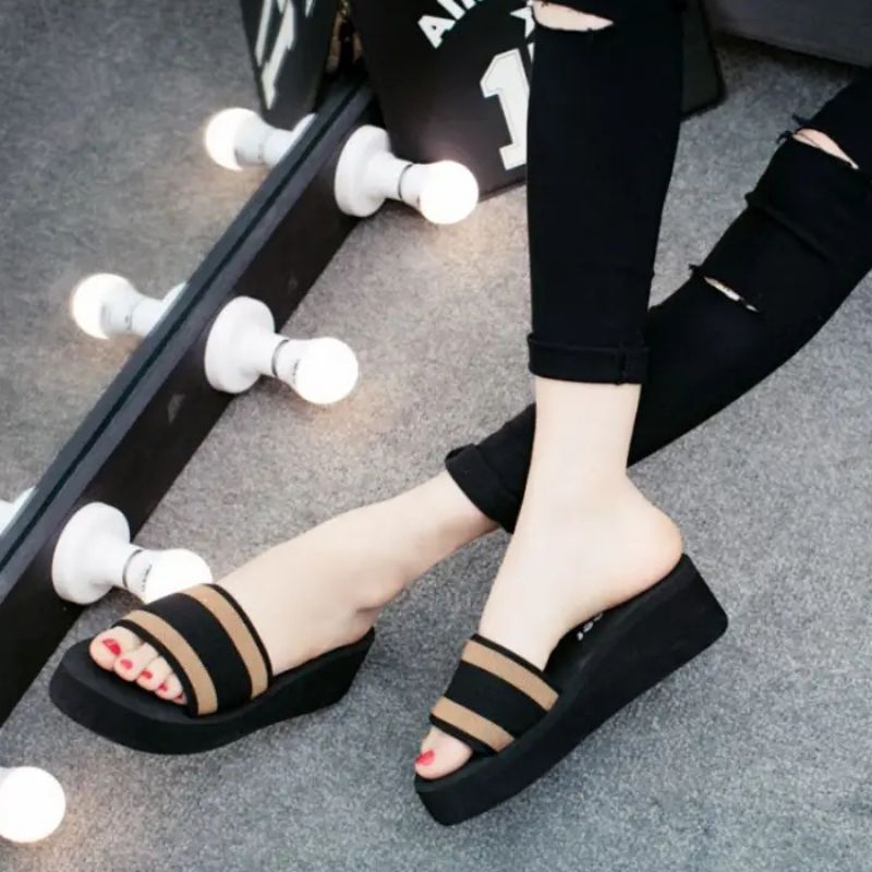 Sandal Wedges Wanita ( RIE - RIE 0151 ) Terbaru