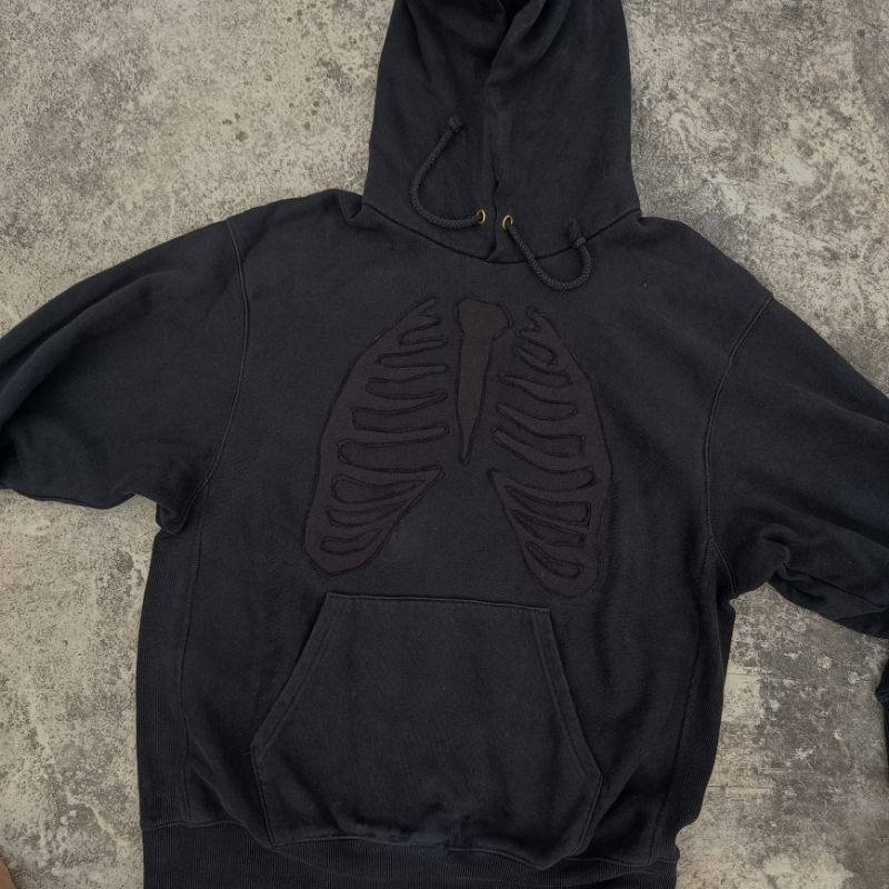 hoodie uniqlo UUU custom rework patch bones black on black