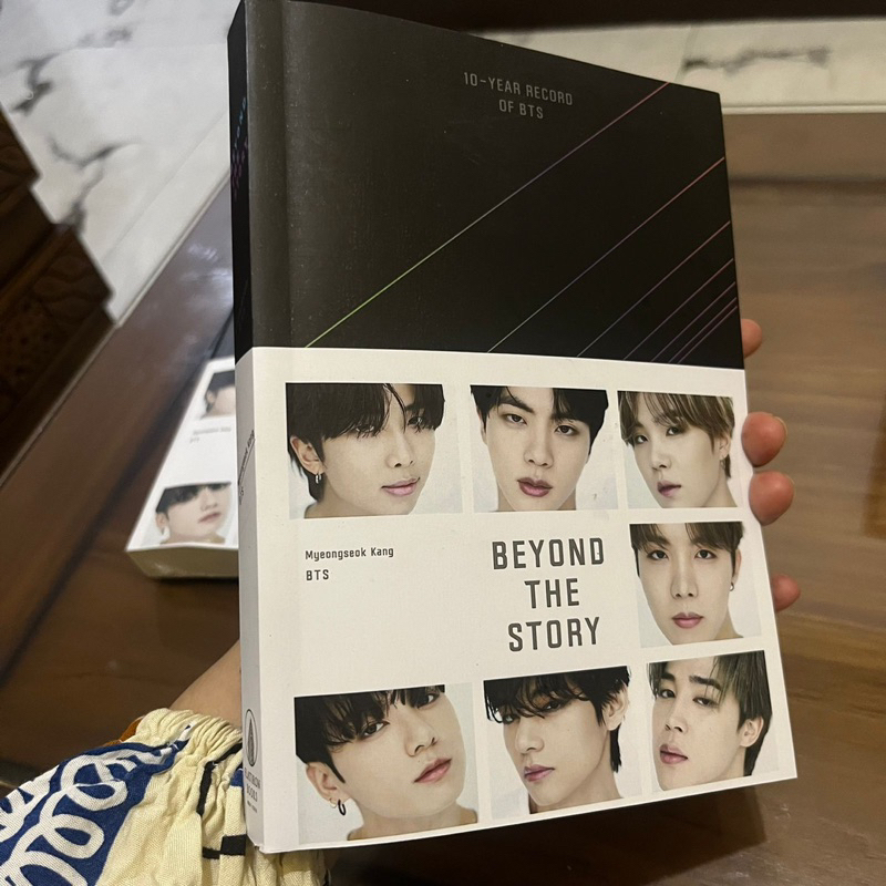 Beyond the Story : 10-Year Record of BTS By Anton Hur &amp; Clare Richards (Translator)