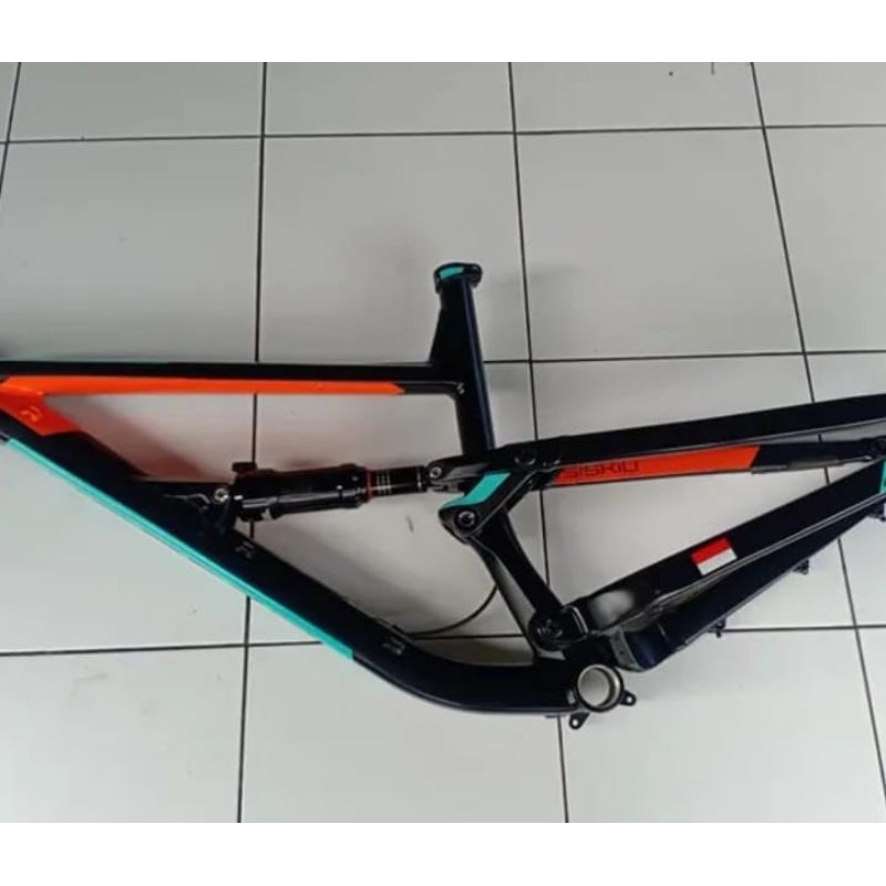 frame sepeda polygon siskiu T8 M29