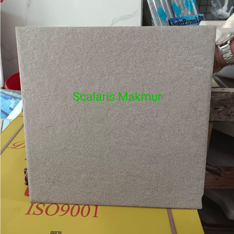 Keramik lantai Oscar 40 x 40 dan 30 x 30 cm ASIA TILE / oscar grey / oscar brown / oscar black