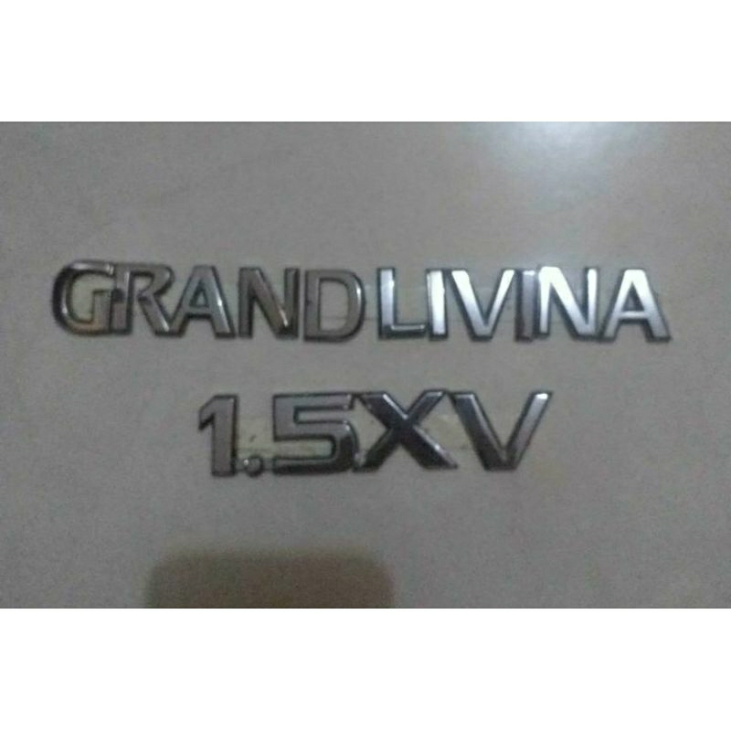 Emblem Grand Livina 1.5 XV