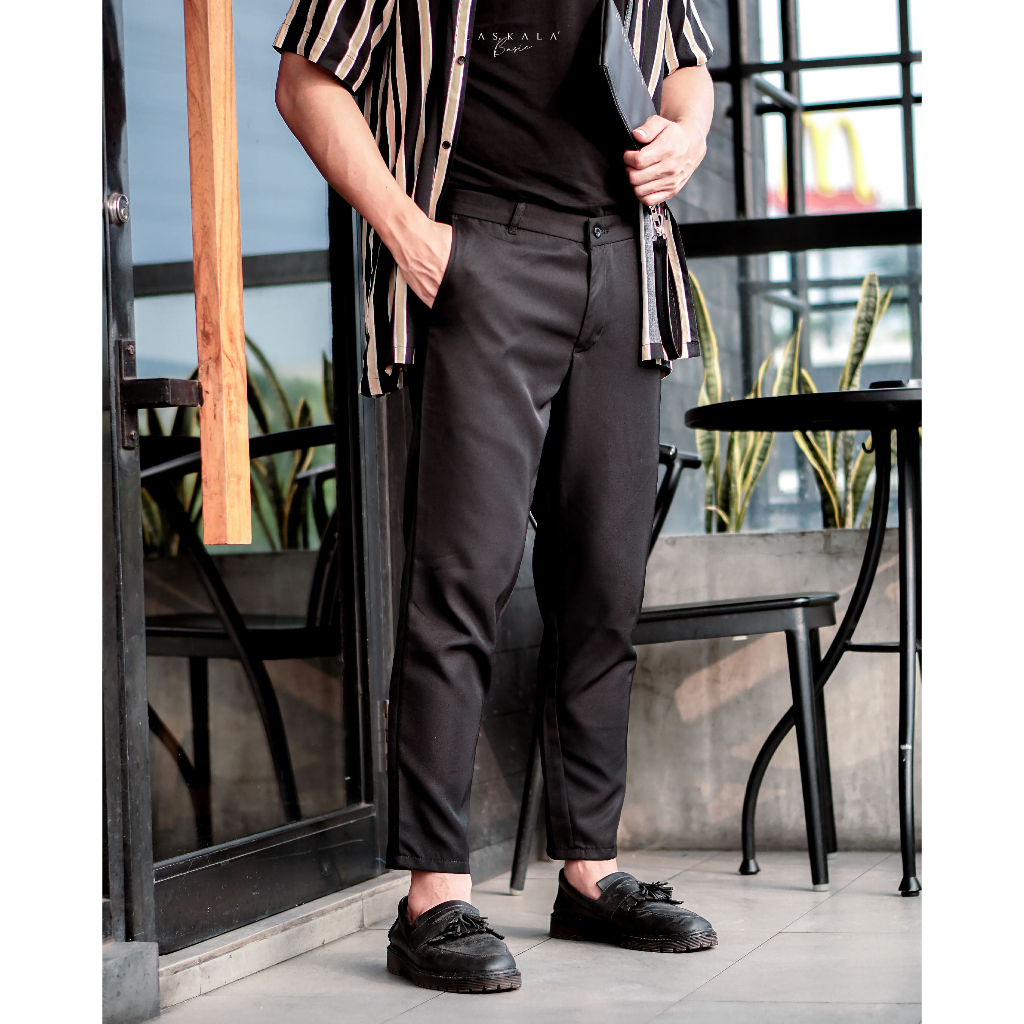 Laskala Men Celana Ankle Pants Black