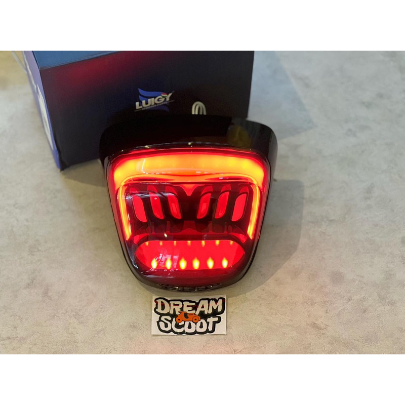 Stoplamp Luigy Mdl Lv10 Smoke Series Vespa Sprint Vespa primavera Vespa matic Stoplamp vespa Lampu b