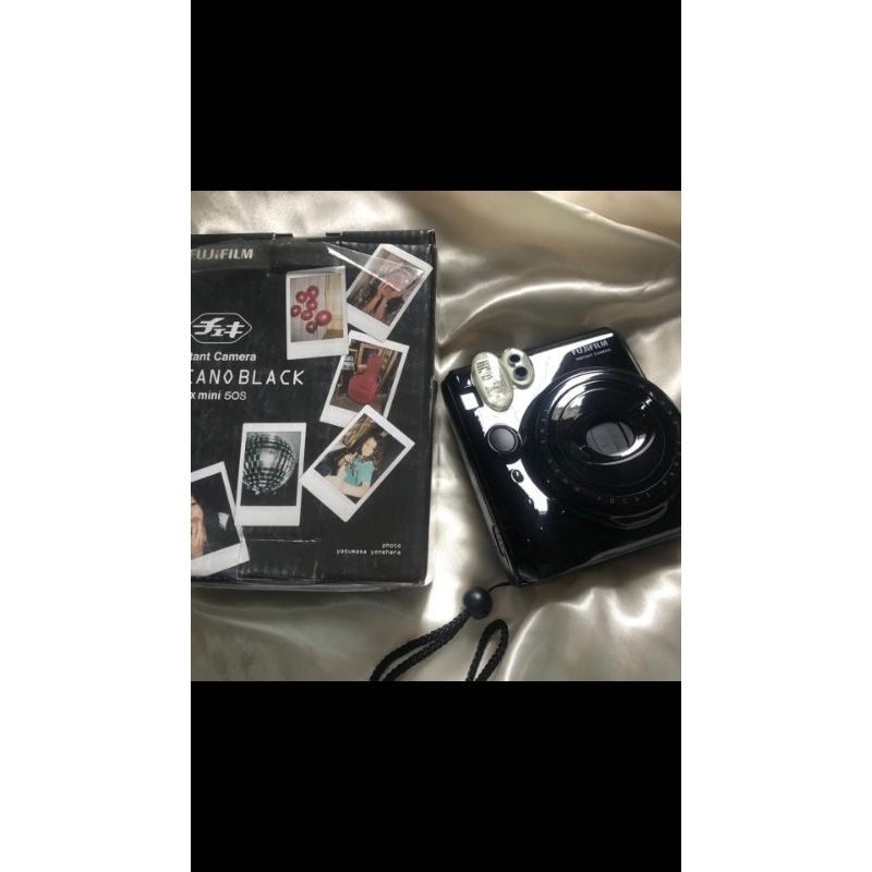 fuji film Polaroid instan Camera mini black (SECOND)