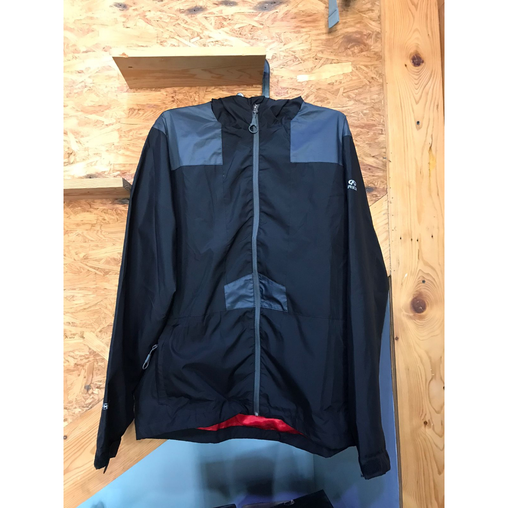 JAKET GUNUNG RIGI NOMADIC