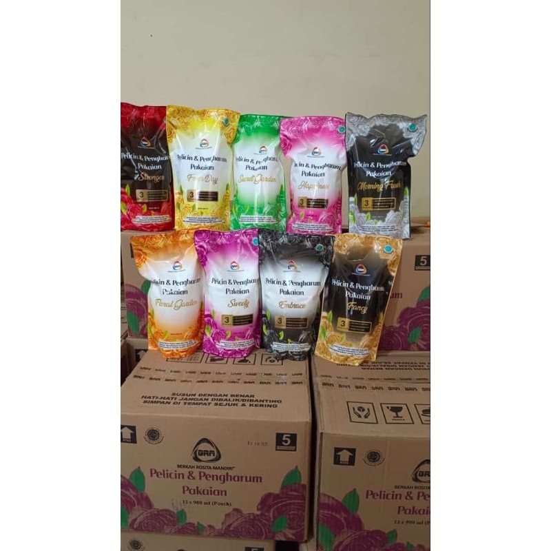 BRM Pelicin dan pewangi Laundry refil 900ml