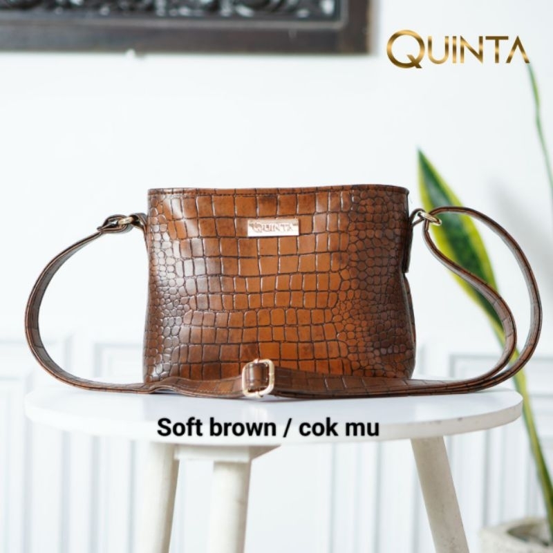Tas wanita selempang tas wanita kekinian tas wanita terbaru tas quinta terbaru nazilla slingbag