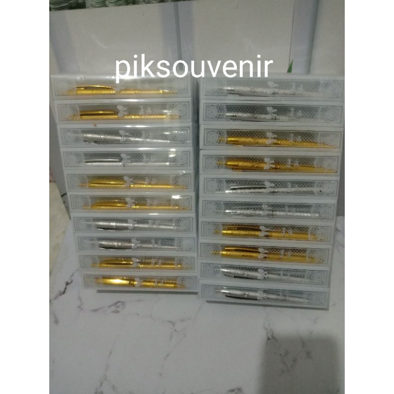 

RB Isi 100 Pcs Souvenir Pulpen Emas Perak Kemas Mika Pulpen Gold dan Silver Pen Gold Silver