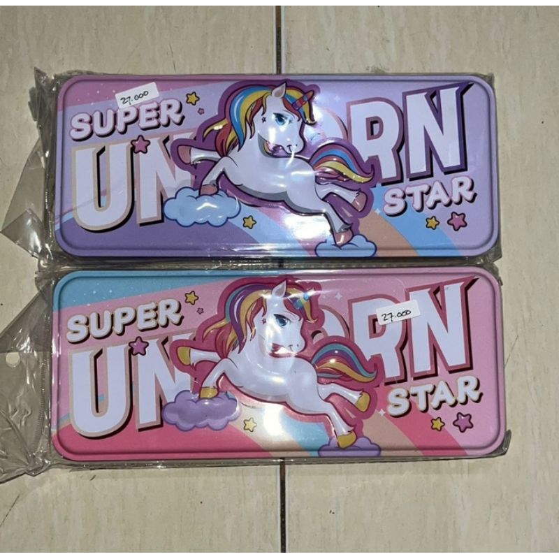 

Tempat pensil Kaleng Timbul,, motif Unicorn dan Dino